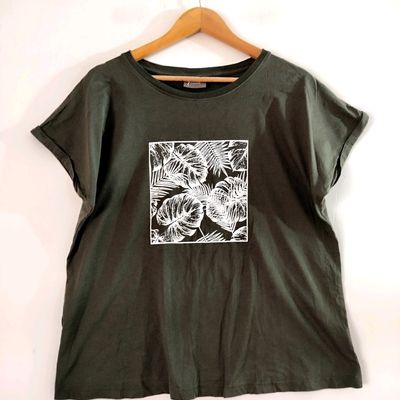 Gia curves t store shirts