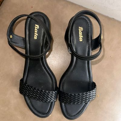 Bata black sales heels sandals