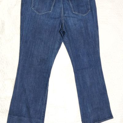 Simply Vera Vera Wang, Jeans, Simply Vera Vera Wang Boot Cut Jeans Size 8  Dark Wash Button Pockets