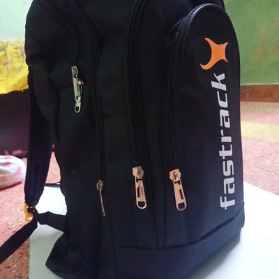 Fastrack bags discount for school