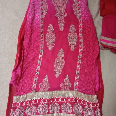 Embroidery in outlet churidar