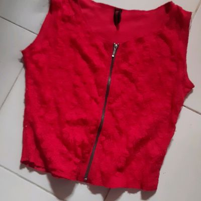 Tops & Tunics, Stylish Red Zip-Front Sleeveless Crop Top