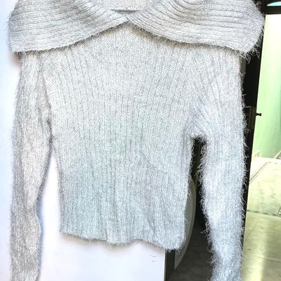 Sweater high neck on sale design