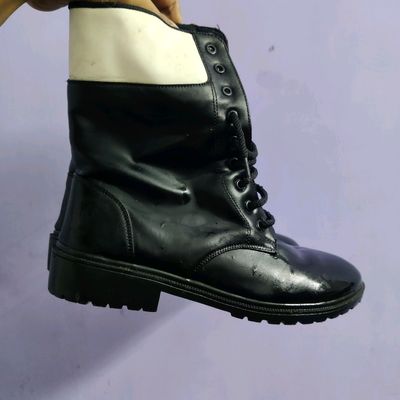 Street style store outlet boots