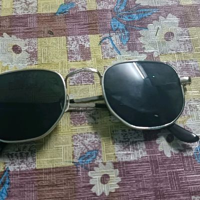 Rayban in Men in Goa | OLX India