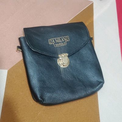 Da milano discount black sling bag