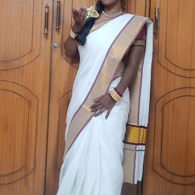 Colours 2020 (29) - Yashika Anand - In Kerala Style Cream Color Sari &  Elbow length Maroon Color Blouse Kerala Kasavu… | Saree styles, Golden saree,  Blouse designs