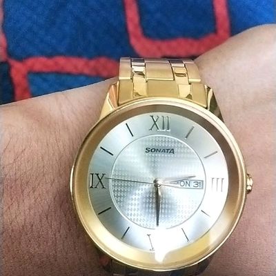 Sonata mens hot sale gold watch