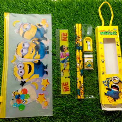 Minion - Stationery, Gadget, Cosmetic & Electronics Organiser – Snooplay