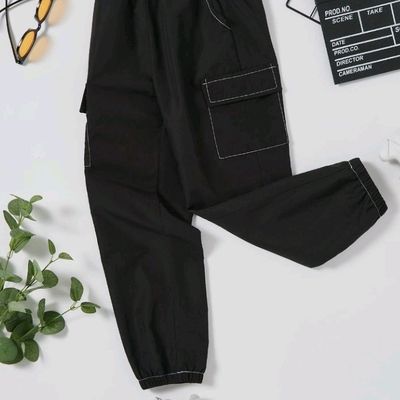 Buy Black Trousers & Pants for Girls by MAX Online | Ajio.com