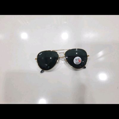 Classic Black Ray Ban Wayfarer Sunglasses