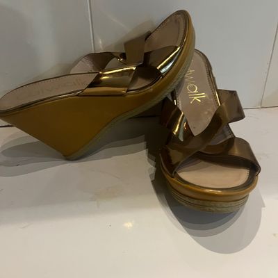 Africa Hot Sale Summer Heeled Sandals Casual Shoes 2023 New Fashion Wedge  Heels Sandals - China Wedge Sandals and Denim Sandals price |  Made-in-China.com