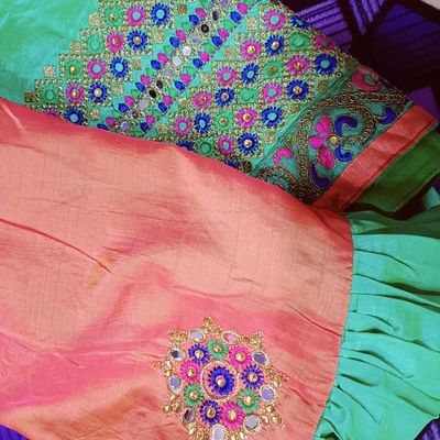 Reuse old chiffon saree into dress | Reuse Georgette saree | Printed  chiffon Saree reuse ideas - YouTube