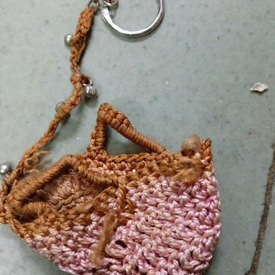 ♡ Crochet Mini Pouch Tutorial | for small essentials♡ - YouTube