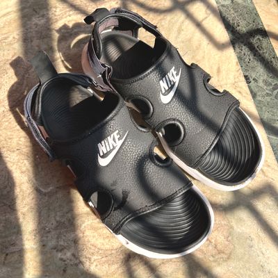 Mens nike sandals online near me