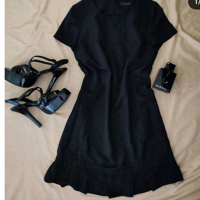 Short Dresses In Black