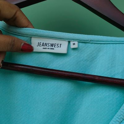 BNWT Jeanswest Womens Size 10 Green T-shirt $49.99-1699122