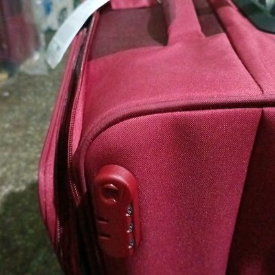 American Tourister Nylon backpack at Rs 2300/piece in Noida | ID:  19501327973