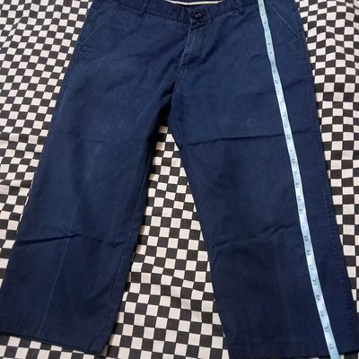 Striped flared 3/4th pants for girls.
