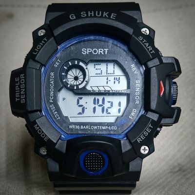 fcity.in - Latest Men Sports Watches / Modern Men Sports Watches