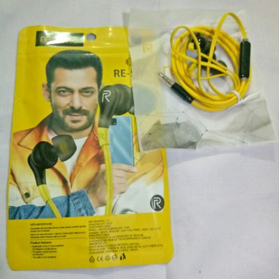 Realme re best sale 400 earphones