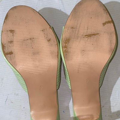 Tamara Mellon's New Brand Offers Italian-Made Heels for Under $500 | Glamour-gemektower.com.vn
