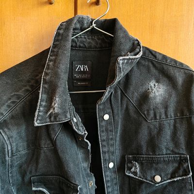 Zara blue crop denim jacket | Cropped denim jacket, Cropped denim, High  fashion looks