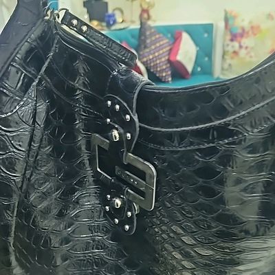 Black Le Cagole XS croc-effect leather shoulder bag | Balenciaga | MATCHES  UK
