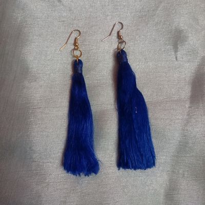 Yaalz Silk Thread Tassel Hoop Earring In Royal Blue Color