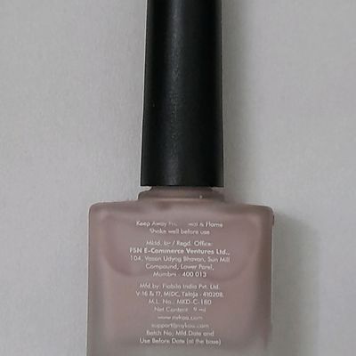 Review/Swatches Nykaa Matte Nail Lacquer Nutcraker Dreams #151 - Elegant  Eves