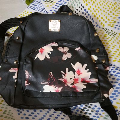 Steve Madden Do Embroidered Floral Backpack in Black | Lyst