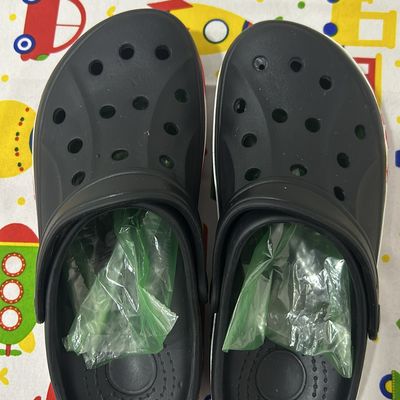 Crocs replicas store