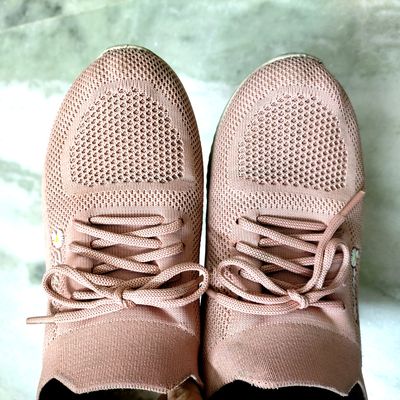 New!! Guess Women Peach Sneakers.. - Off Rodeo/ The Polo Store | Facebook