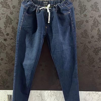 Buy Men Khaki Slim Fit Solid Casual Trousers Online - 760836 | Allen Solly