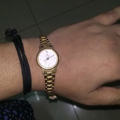 Watches Titan Ladies Gold Chain Watch Battery Required Freeup