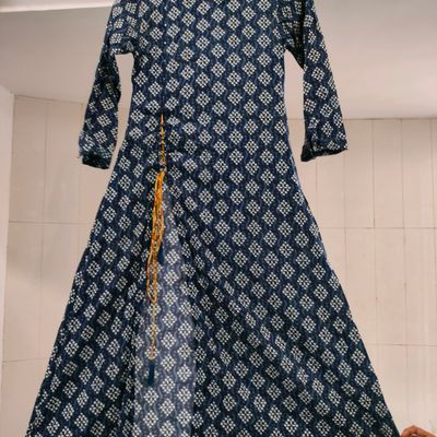 Buy WINSOME TWO IN ONE RAYON UMBRELLA CUT ANARKALI TWO SIDE WEARABLE KURTIS  (Blue-Black) at Amazon.in