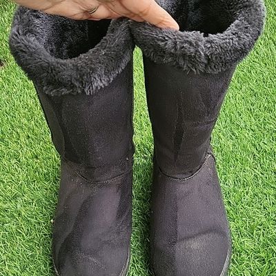 Carlton london ugg top boots