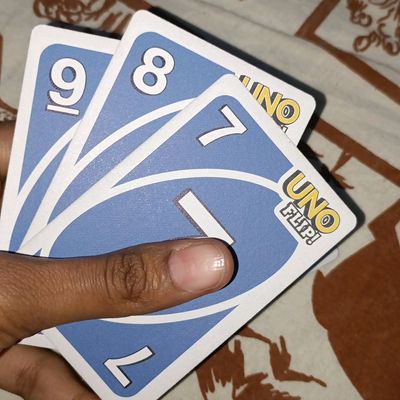 UNO – Flip! – Play División