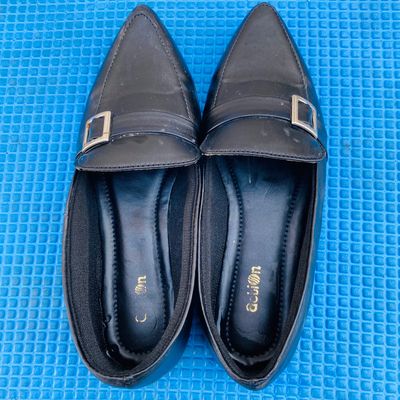 Bellies & Ballerinas | Black Formal Loafers For Women | Freeup