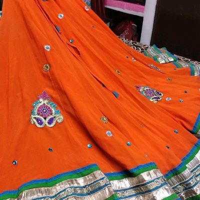 Zardozi Fashion Farrukhabad - #Bridal #Lehenga in Red and Golden Work of  pure zardozi embroidery. Fabric Raw Silk Lehenga Length Full Lehenga Flayer  Ghera 4 meter Dupatta net 2.5 Meter Blouse Fabric