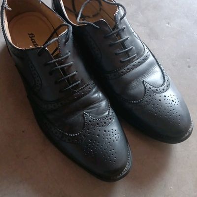 Bata brogue store shoes