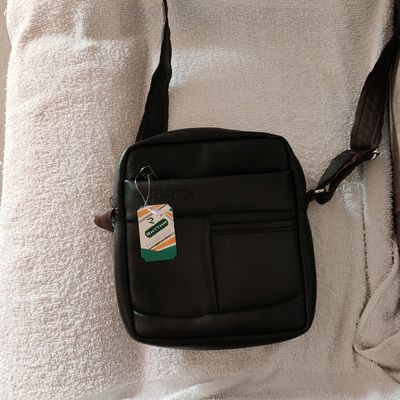 Designer 5A Leather Avenue Sling Bag For Men High Quality Crossbody Sling  Messenger Bag With Wallet, Message Handbag, And Tote Belt From  Selllotsshops, $27.01 | DHgate.Com