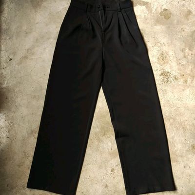Women Black Solid High-Rise Parallel Trousers