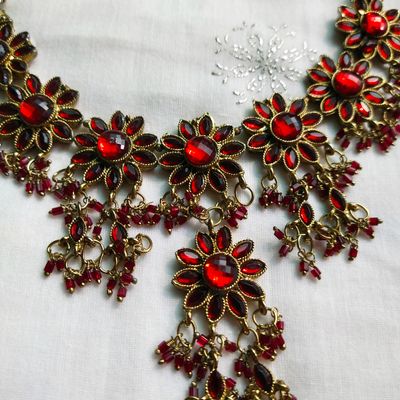 Buy Lucky Jewellery LCT Red Bridal Dulhan Wedding & Engagement Necklace Set  with Mang Tikka Best for Bride Gold Red in Color (1815-L1SS-KD124-LCT-RED)  at Amazon.in
