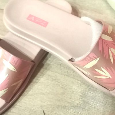 Flipflops Slippers Apl Footwear Peach Color Size 8 Ladies