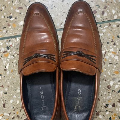 Buy Roadster Men Tan Brown Solid Slip On Sneakers - Casual Shoes for Men  1559617 | Myntra