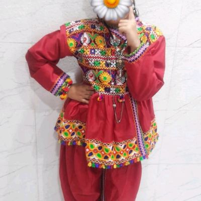 KAKU FANCY DRESSES Navratri / Garba Dance Costume for Girls - Cream, 14-18  Years Kids Costume Wear Price in India - Buy KAKU FANCY DRESSES Navratri /  Garba Dance Costume for Girls -