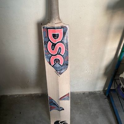 DSC Spliit Series 4000 Cricket Bat