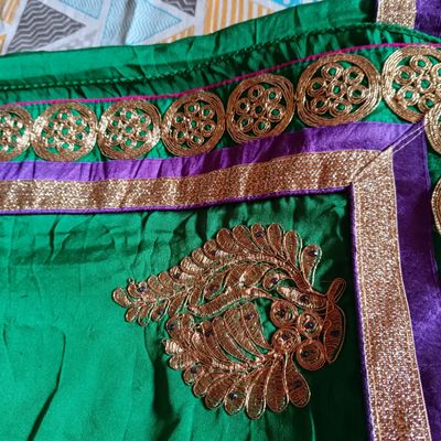 Snazzy Dark Green Soft Silk Saree With Enchanting Blouse Piece –  LajreeDesigner