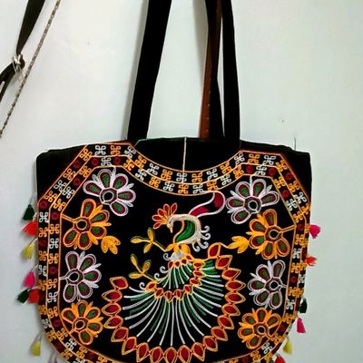Cats Zipper Bag – Cactus Embroidery Designs